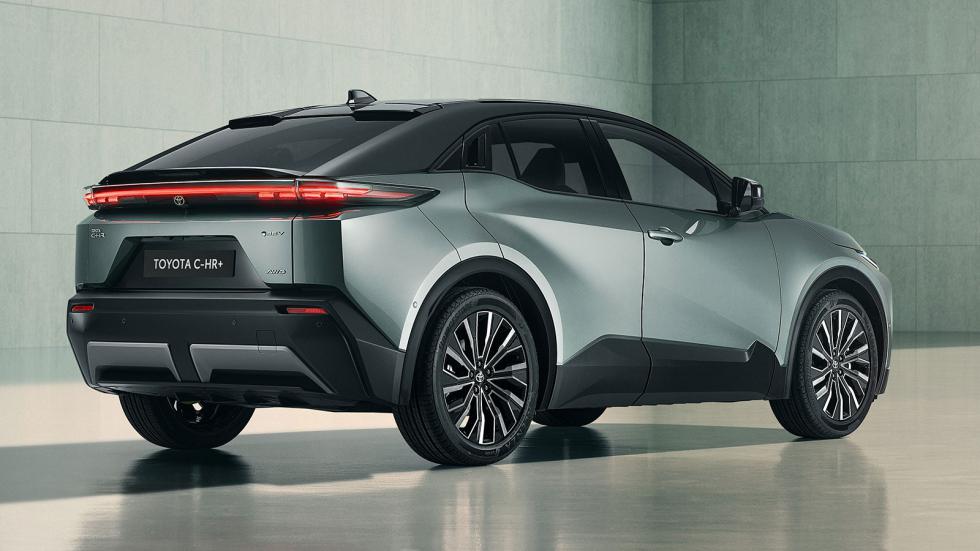 Στην Ελλάδα το νέο Toyota C-HR+: Τιμές & εκδόσεις για το ηλεκτρικό SUV