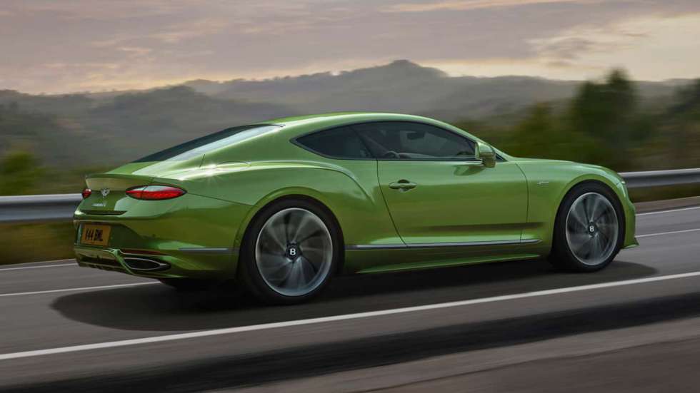 Νέα Bentley Continental GT: Plug-in υβριδική με 782 άλογα