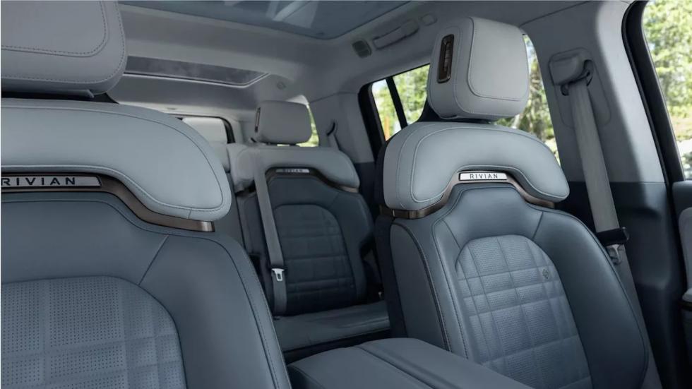 Rivian R1 Quad: Ηλεκτρικό SUV με 1.025 ίππους και φόρτιση Tesla