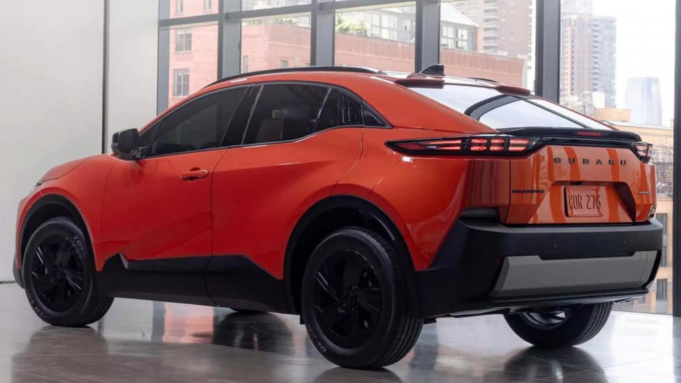 Subaru Uncharted: Νέο ηλεκτρικό SUV με σουλούπι Toyota C-HR+