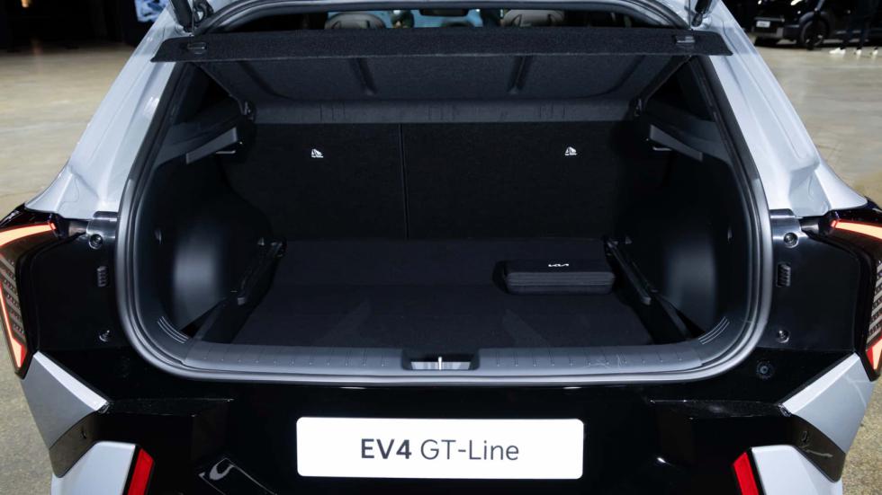 Το Kia EV4 έρχεται με 204 άλογα και αυτονομία έως 630 χλμ. 