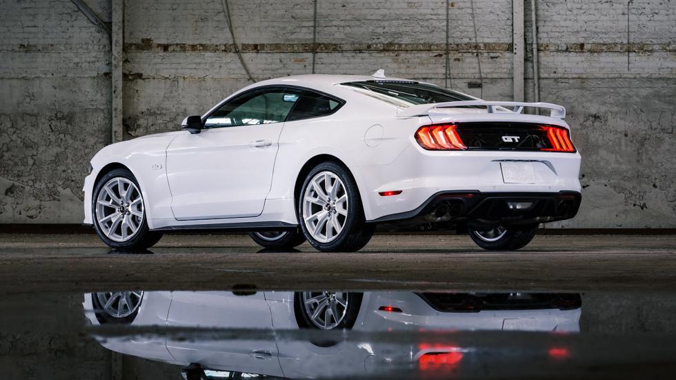 Ειδική έκδοση Ice White για τις Ford Mustang και Mach-E