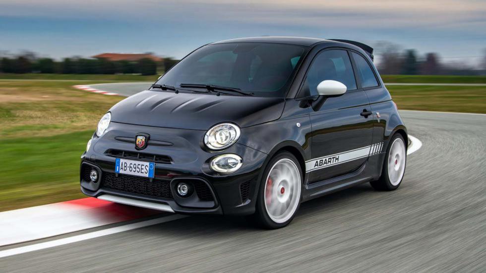 Abarth 595 & 695: Όλα τα πυραυλάκια τσέπης στο πιάτο σας