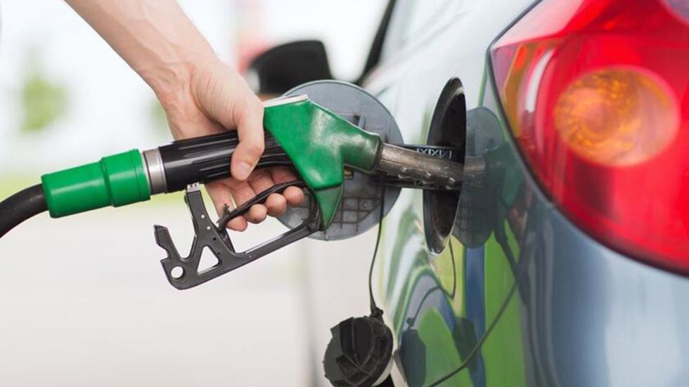 Μειώνεται παγκοσμίως η ζήτηση για βενζίνη-ντίζελ 
