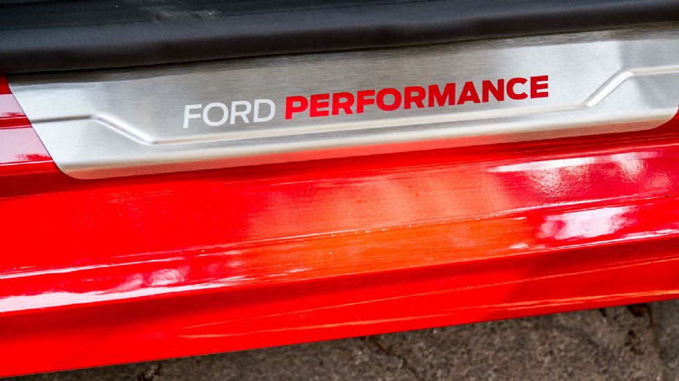 Ford Fiesta ST Vs Volkswagen Polo GTI