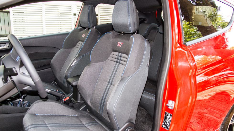 Ford Fiesta ST Vs Volkswagen Polo GTI
