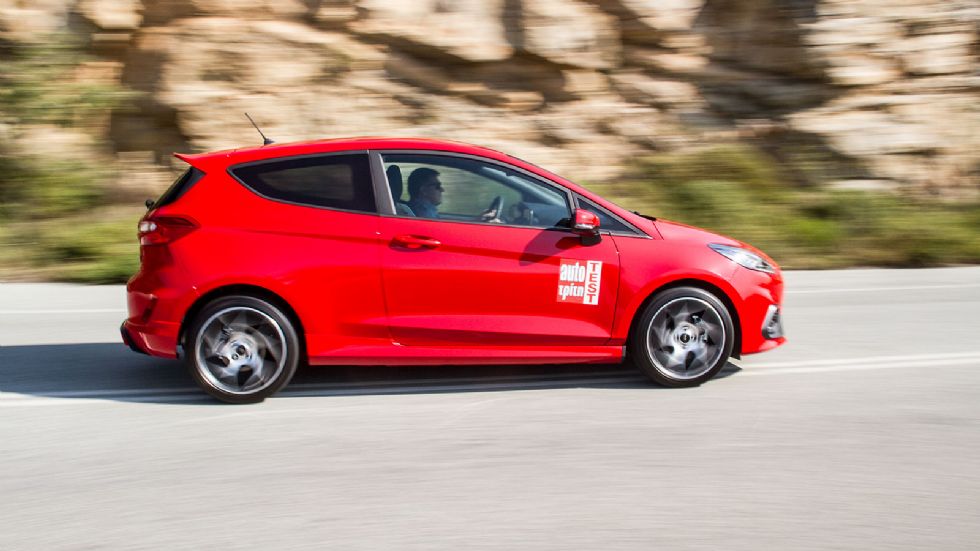 Ford Fiesta ST Vs Volkswagen Polo GTI