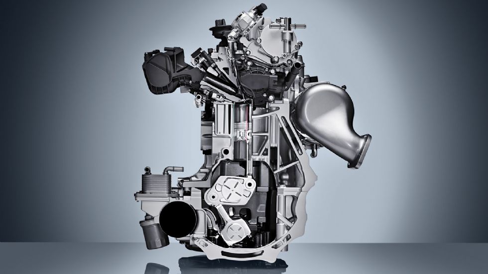 Η τεχνολογία μεταβλητής συμπίεσης εμφανίστηκε για πρώτη φορά το 2018 από την Infiniti, την premium μπράντα της Nissan.