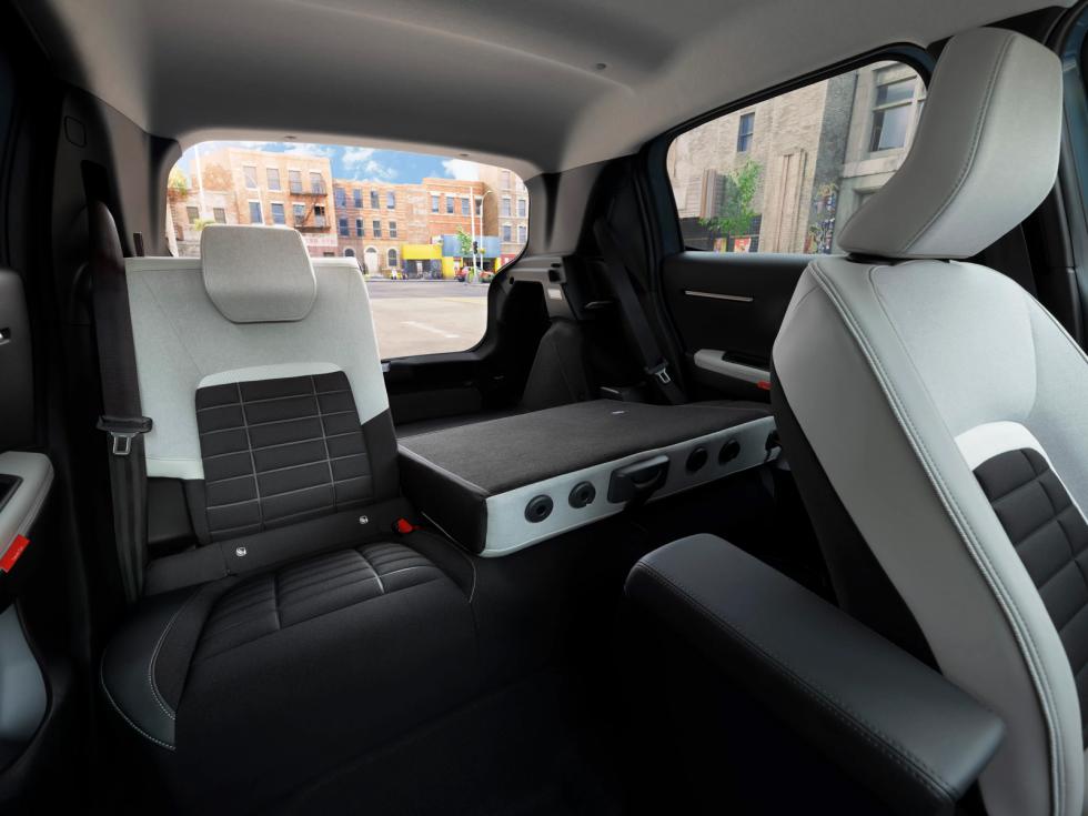 Αποστολή στη Γαλλία: Νέο Citroen e-C3 | Προσιτό ηλεκτρικό με crossover στιλ