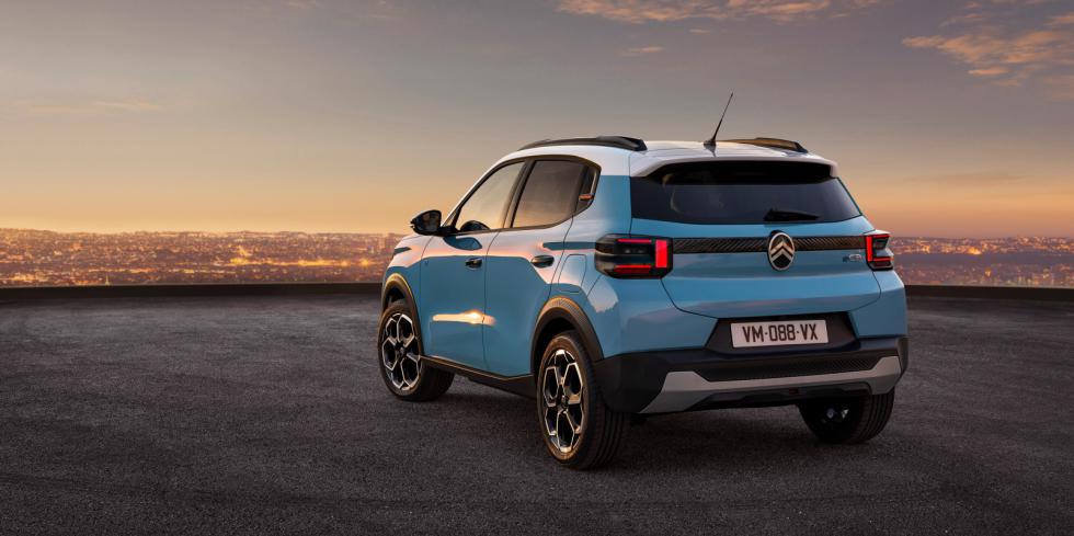 Αποστολή στη Γαλλία: Νέο Citroen e-C3 | Προσιτό ηλεκτρικό με crossover στιλ