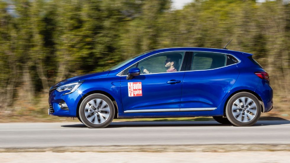 Χάρη και στη στάνταρ λειτουργία ECO, το Renault Clio είναι στην πράξη πιο οικονομικό διατηρώντας τη μέση του κατανάλωση κάτω από τα  5 λτ./100 χλμ..