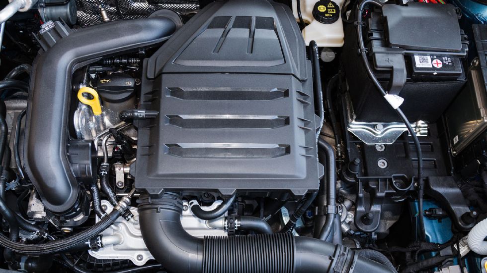 Oι ρεπρίζ του Kamiq G-TEC με τα 90 άλογα είναι κατάτι πιο σβέλτες σε σχέση με αυτές του Kamiq 1,0 ΤSI 116 PS. Το κοντό κιβώτιο κάνει το θαύμα του.
