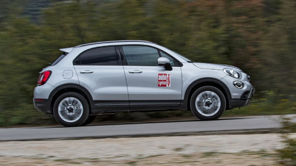 Στην άσφαλτο το Fiat 500X είναι σβέλτο και απολαυστικό με σφιχτή ανάρτηση και πλούσιο σε πληροφόρηση τιμόνι.