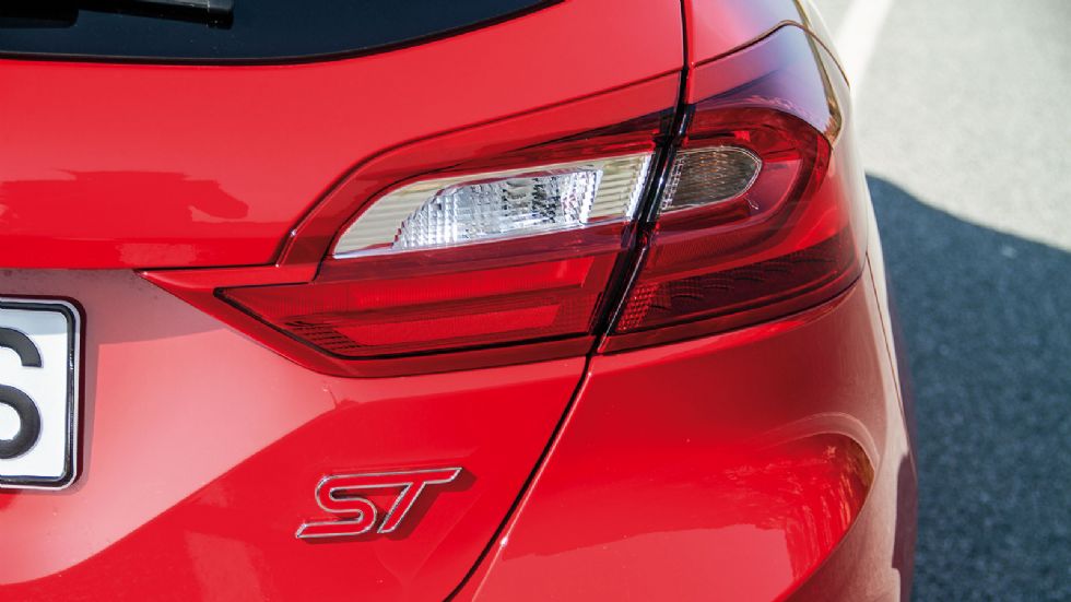 Παραλληλη δοκιμή: Ford Fiesta ST & Mazda MX-5 RF