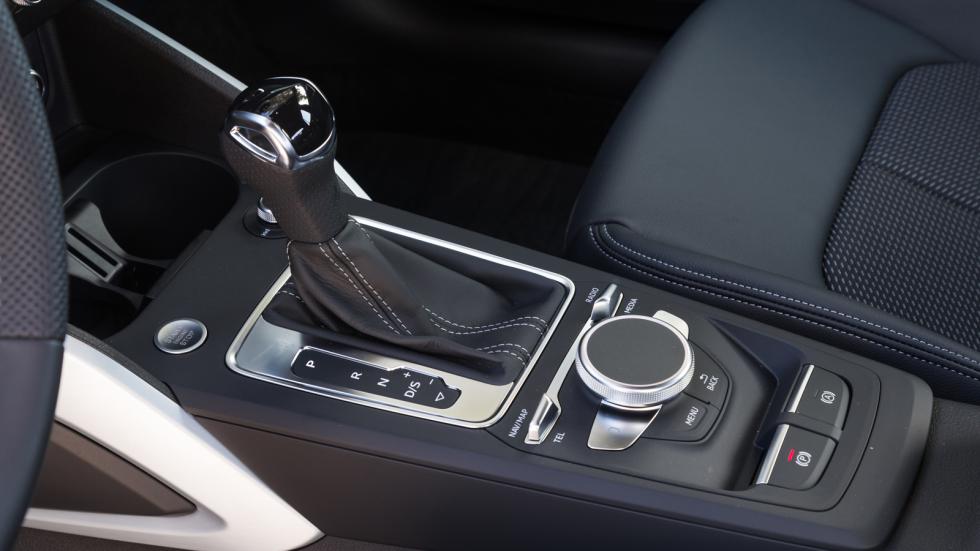 Peugeot e2008 Vs Audi Q2