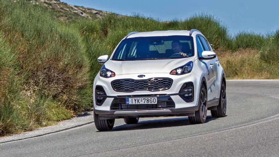 H ανανεωμένη έκδοση του Sportage έφερε μια νέα ήπια υβριδική diesel έκδοση με ηλεκτρικό κύκλωμα 48V στοχεύοντας σε ακόμη καλύτερη οικονομία από ότι το συμβατικό diesel.