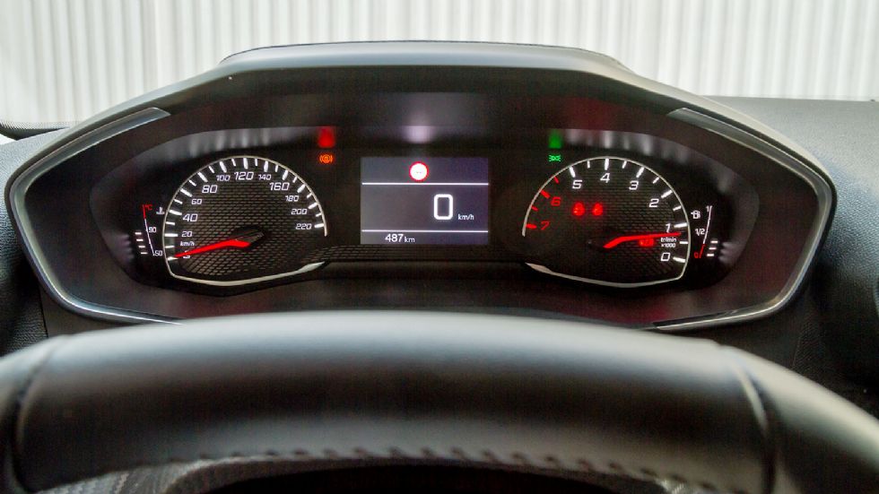 Audi Q2 Vs Peugeot 2008 