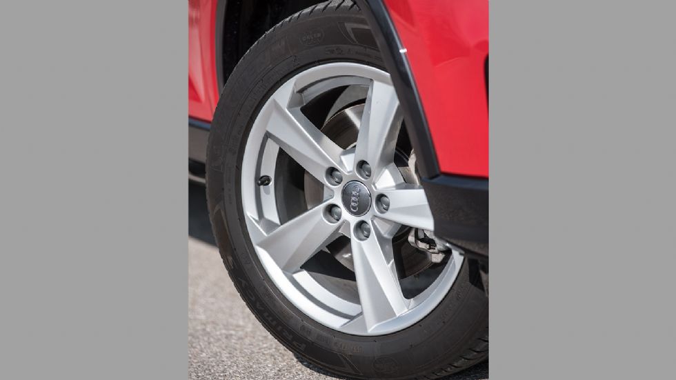 Audi Q2 Vs Peugeot 2008 