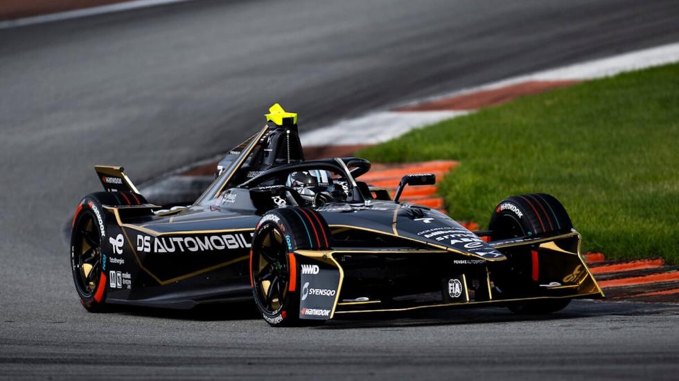 Οι Lindsay Brewer και Jessica Edgar οδήγησαν το νέο DS E-TENSE FE25 της DS PENSKE, δείχνοντας πως το Παγκόσμιο Πρωτάθλημα Formula E δεν έχει φύλο.