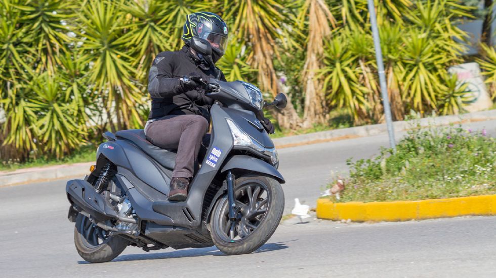 Στα σπλάχνα του HD συναντάμε τον γνωστό για την αξιοπιστία του, μονοκύλιδρο, υγρόψυκτο κινητήaρα F4 της Sym με χωρητικότητα 
278 κ.εκ..