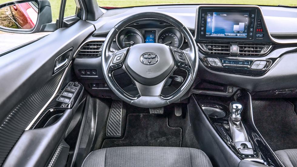 Δοκιμή μεταχειρισμένου: Υβριδικό Toyota C-HR 2018