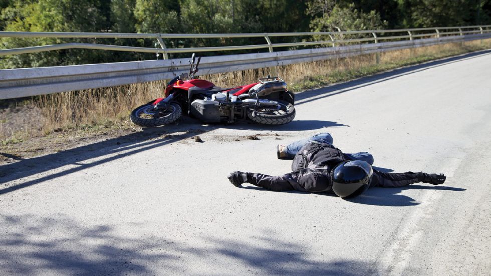 Είστε στο δρόμο και αντικρίζετε την παρακάτω εικόνα. Ξέρετε τι πρέπει και τι ΔΕΝ πρέπει να κάνετε; Μάθετε για να είστε προετοιμασμένοι.