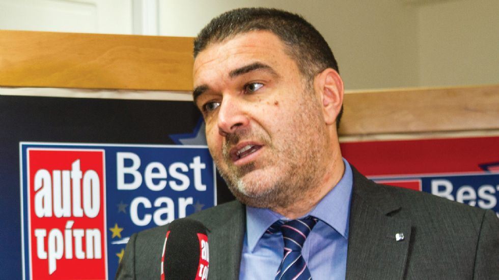 «Nαι στα ηλεκτρικά, 
γέφυρα τα υβριδικά και το CNG»
Χάρης Δάνδουρας, 
Εμπορικός διευθυντής, SEAT TΕΧΝΟΚΑΡ ΑΕ
