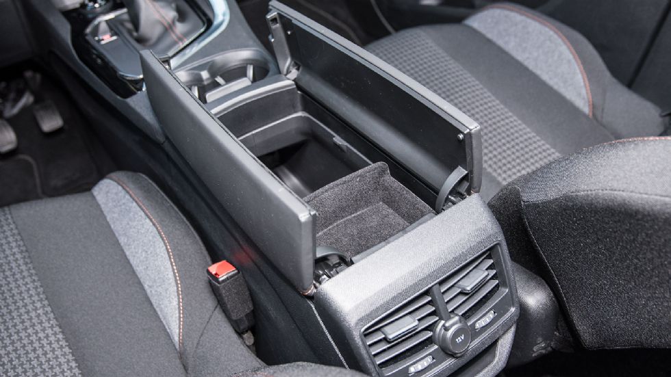 Jeep Compass Vs Peugeot 3008