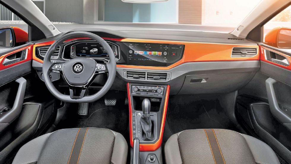 Περισσότερο χρώμα στο άκρως ποιοτικό εσωτερικό του νέου VW Polo, αφού το οριζόντιο τμήμα του ταμπλό θα μπορεί να είναι σε διάφορες αποχρώσεις.