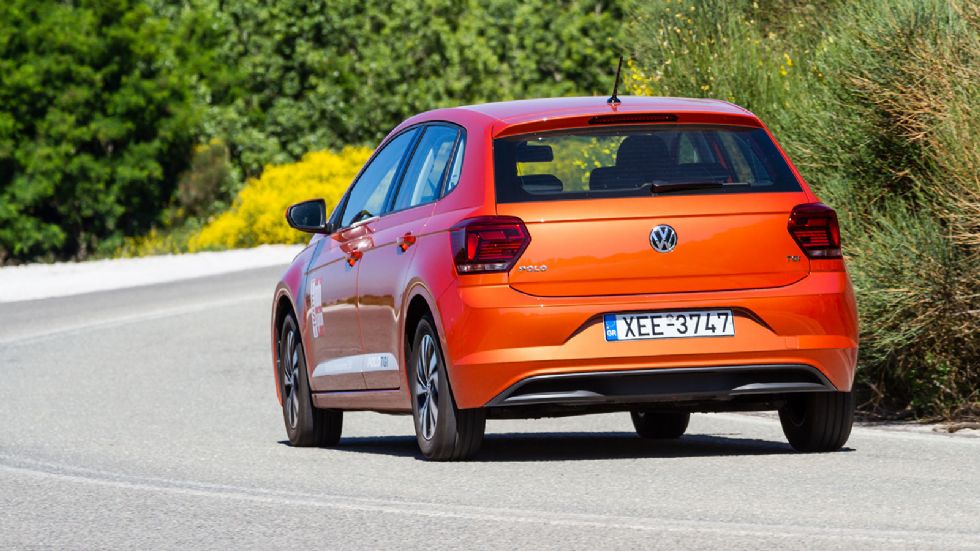 Πολύ καλή είναι η ποιότητα κύλισης στο νέο Volkswagen Polo. Πάτημα και απορροφητικότητα ανάρτησης θυμίζουν μεγαλύτερο αυτοκίνητο.