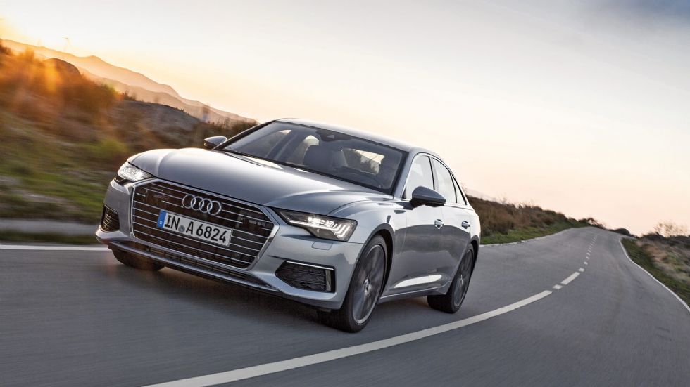 Το Audi A6 ήταν το πρώτο μοντέλο στην ιστορία της αυτοκίνησης που, ακόμα και στην πιο βασική του έκδοση, ο θερμικός κινητήρας θα συνοδευόταν από ήπια υβριδική τεχνολογία.