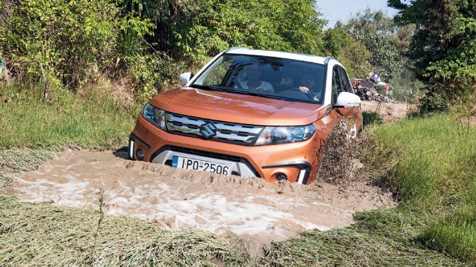 Αν και το Suzuki Vitara θεωρείται Crossover, στην τετρακίνητη έκδοσή του τιμά το όνομά του με τις εκτός δρόμου δυνατότητές του.