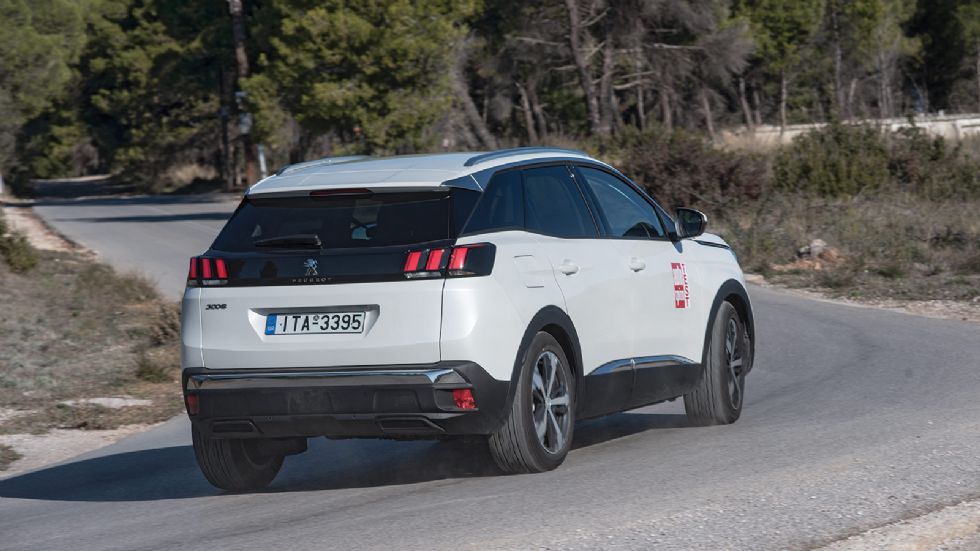 To Peugeot 3008 συνδυάζει αριστοτεχνικά την υψηλή ποιότητα κύλισης με τα δυναμικά χαρακτηριστικά οδήγησης. 