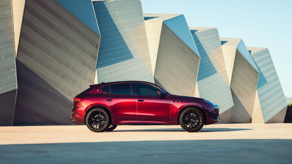 Maserati Grecale Tributo Il Bruciato: Όταν η ιταλική πολυτέλεια συναντά την τέχνη του κρασιού