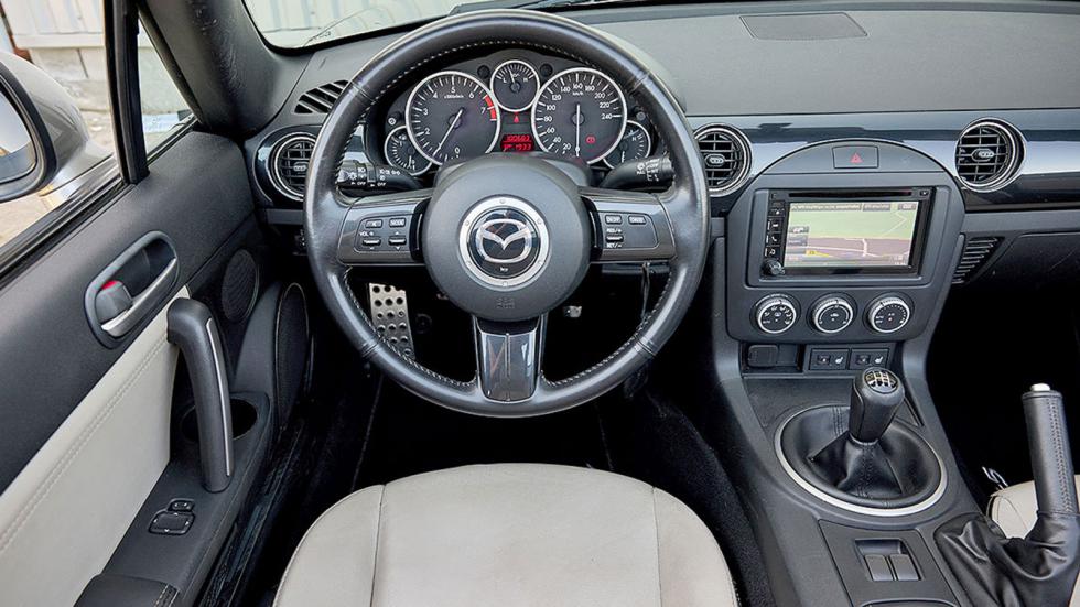 Συγκριτικό μεταχειρισμένων: Mazda MX-5 VS Mercedes SLK