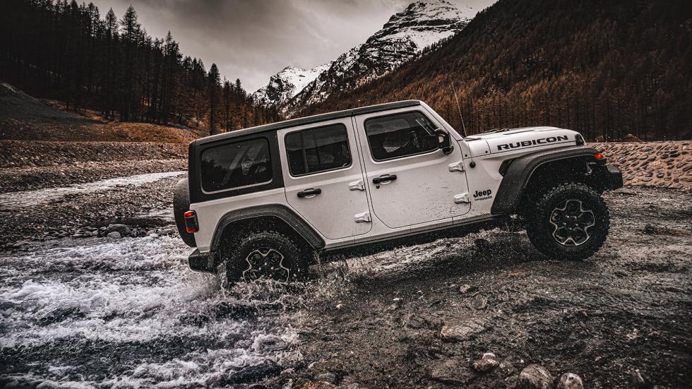 Από 77.900 ευρώ το αναβαθμισμένο το Jeep Wrangler 4xe στην Ελλάδα