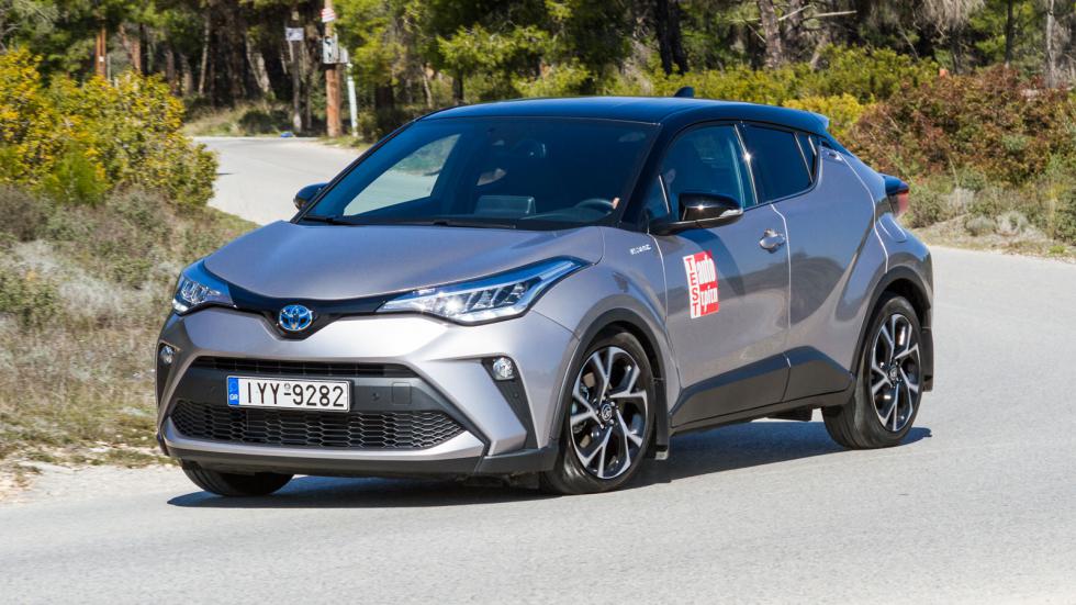 Νεανικό και αιχμηρό σχεδιαστικά είναι το Toyota C-HR, «κλέβει» την παράσταση η coupe οροφή.