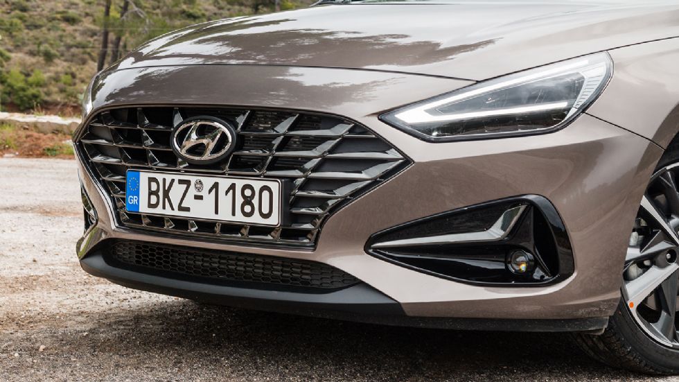 Δοκιμή: Hyundai i30 Fastback mild hybrid με 160 άλογα