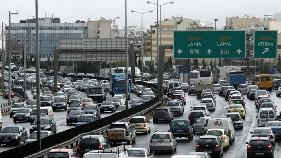 Οι Αθηναίοι χάνουν 7 ημέρες το χρόνο «πηγμένοι» στην κίνηση 