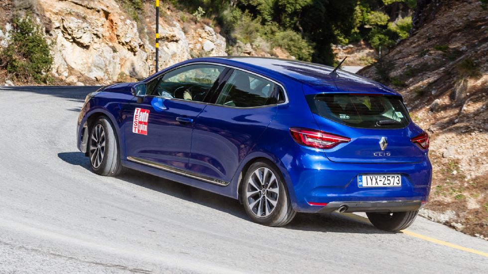 Το Renault Clio απέκτησε ακόμα 
πιο εστιασμένο οδηγικό χαρακτήρα 
και επιτέλους σωστή θέση οδήγησης.