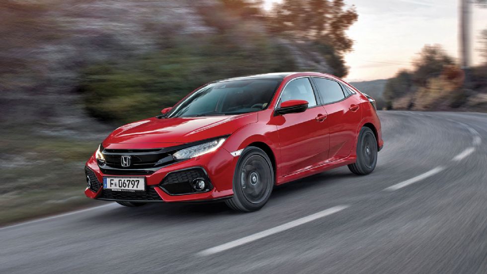 Στη νέα γενιά του Civic η Honda προσφέρει στάνταρ το πακέτο συστημάτων και τεχνολογιών ασφαλείας Honda Sensing.