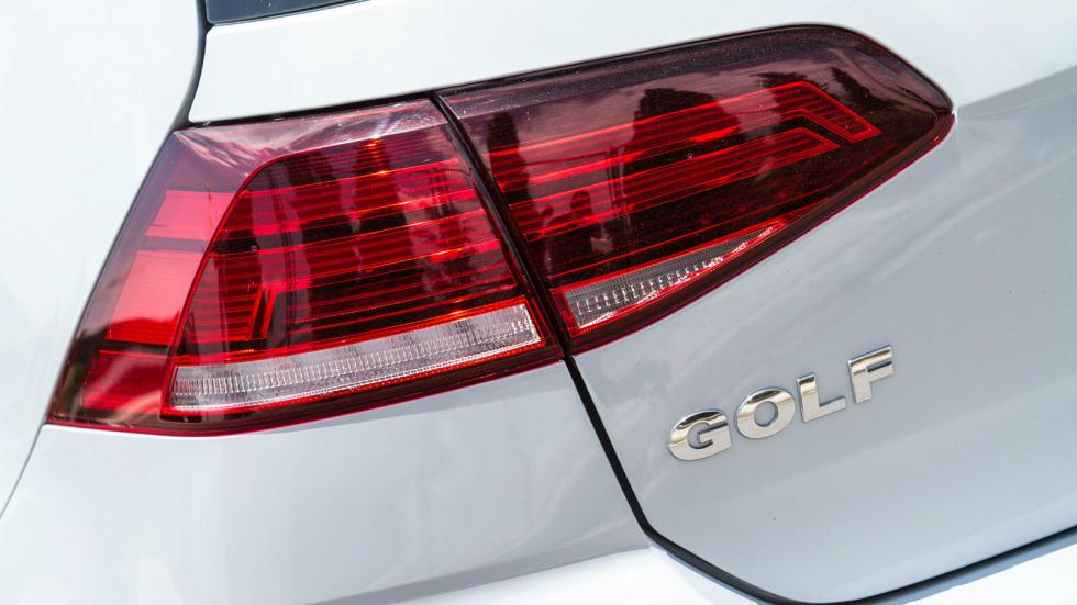 Zoom στις λεπτομέρειες του ανανεωμένου VW Golf.