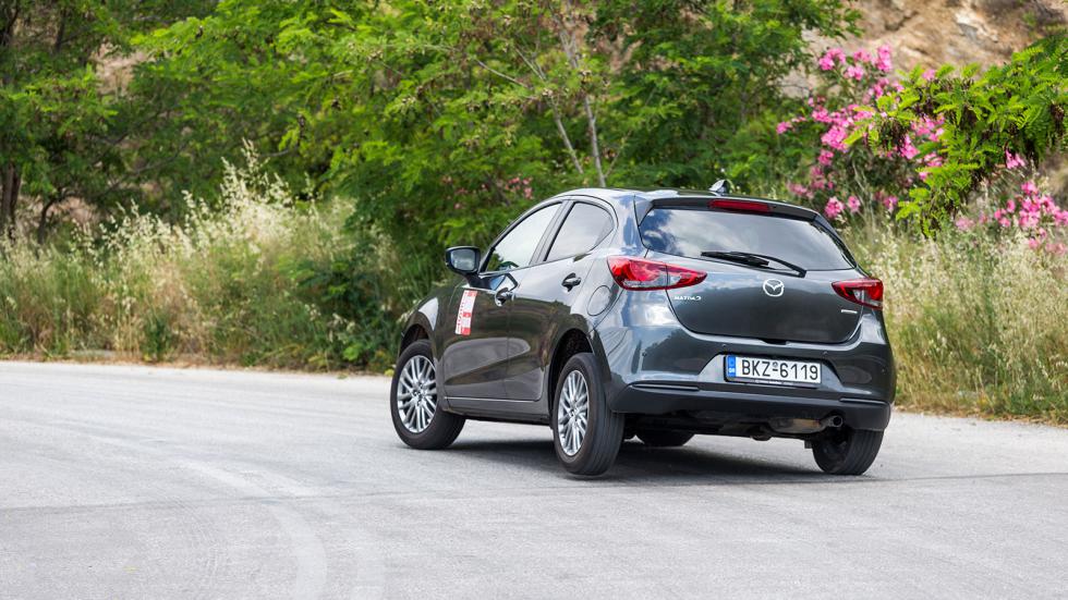 Δοκιμή: Mazda 2 mHEV με 90 PS | Δεν «καίει», ούτε «πάει», αλλά έχει super ποιότητα