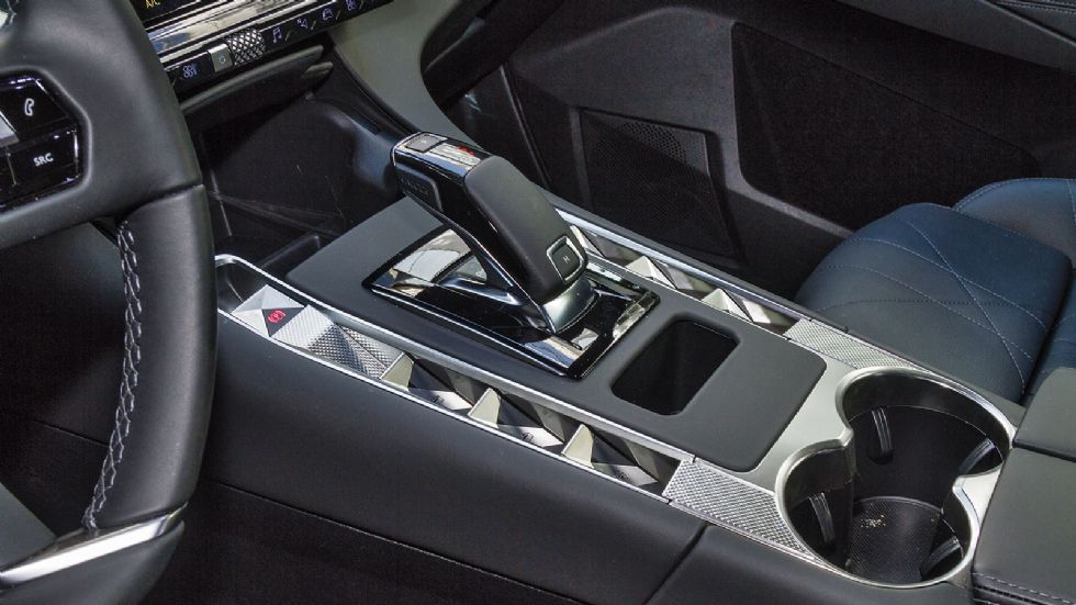 Δοκιμή: DS 7 Crossback Rivoli