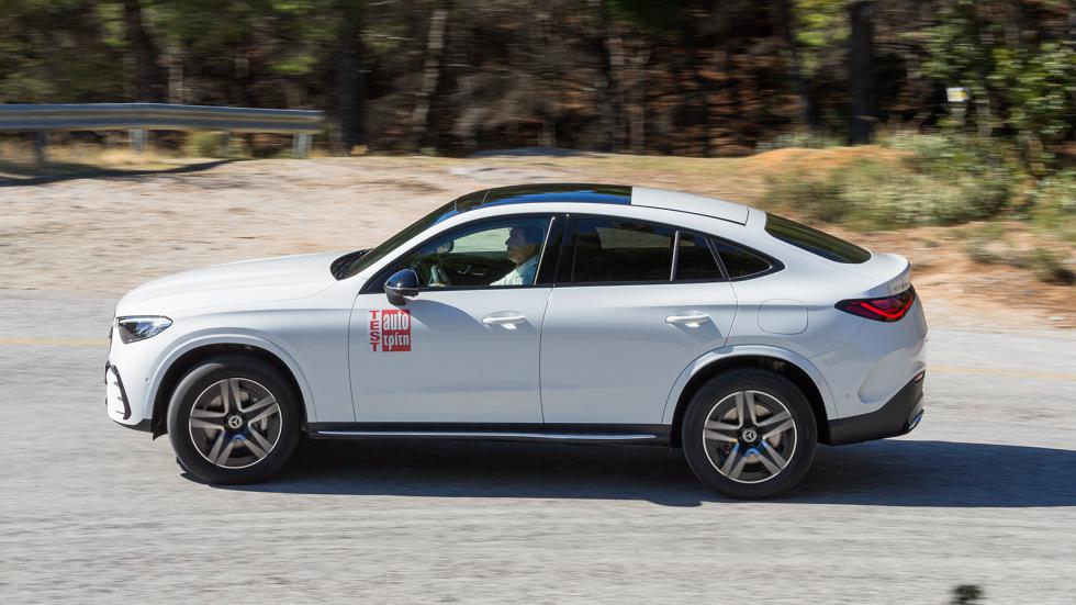 H GLC Coupe με την κεκλιμένη οροφή. 