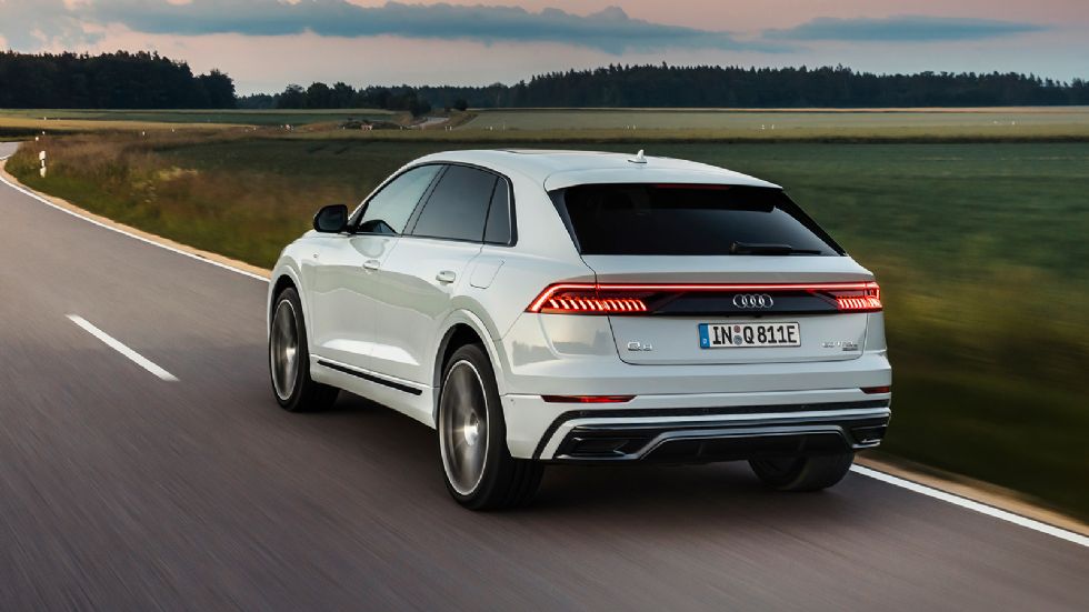 Νέο Audi Q8 TFSI e quattro με 462 άλογα