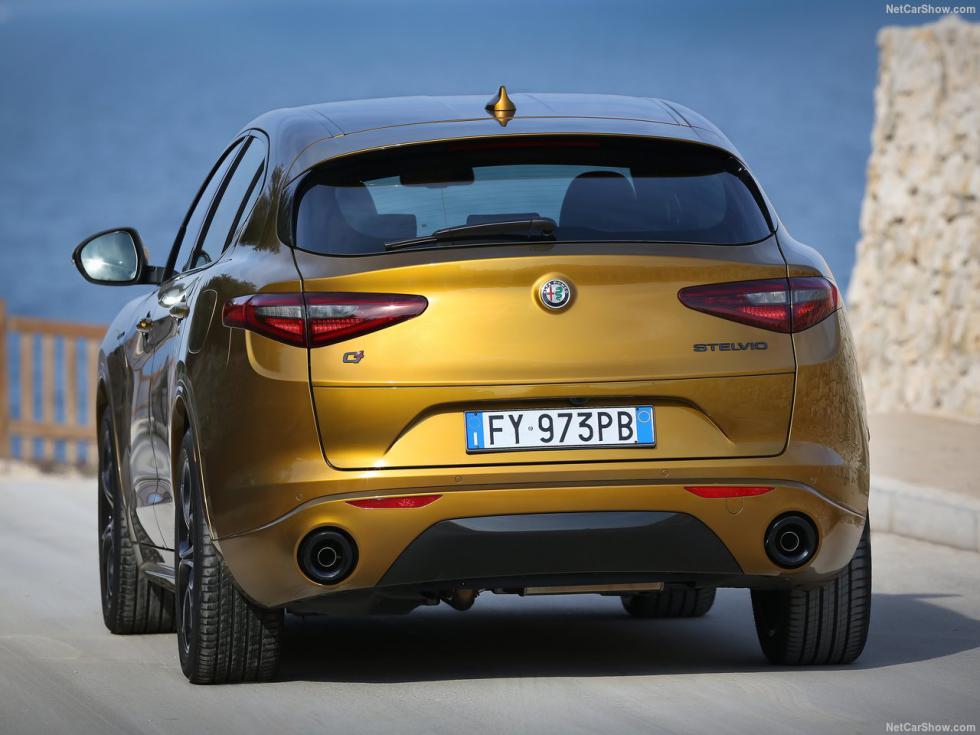 Με μεγάλες μειώσεις οι νέες τιμές της Alfa Romeo Stelvio