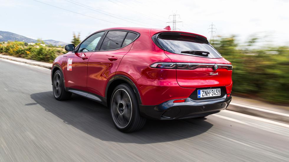 Test Center by AutoΤρίτη: Είναι όσο καλή φαίνεται η Alfa Romeo Tonale; 