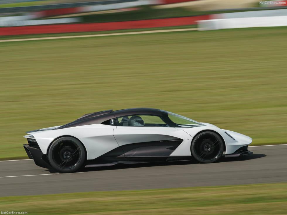 Aston Martin: «Nα γίνουμε η Ferrari της Βρετανίας»