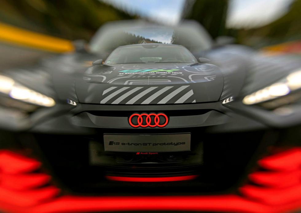 Έδειξε για πρώτη φορά το RS e-tron GT η Audi 